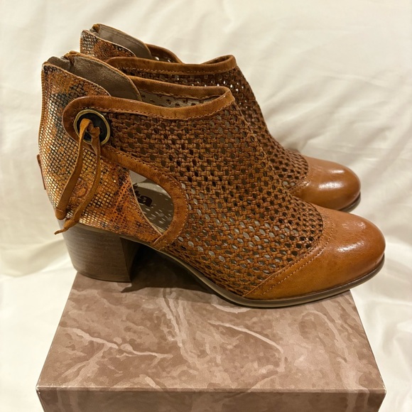 Casta Coa Camel Shoes 38 - Picture 3 of 6